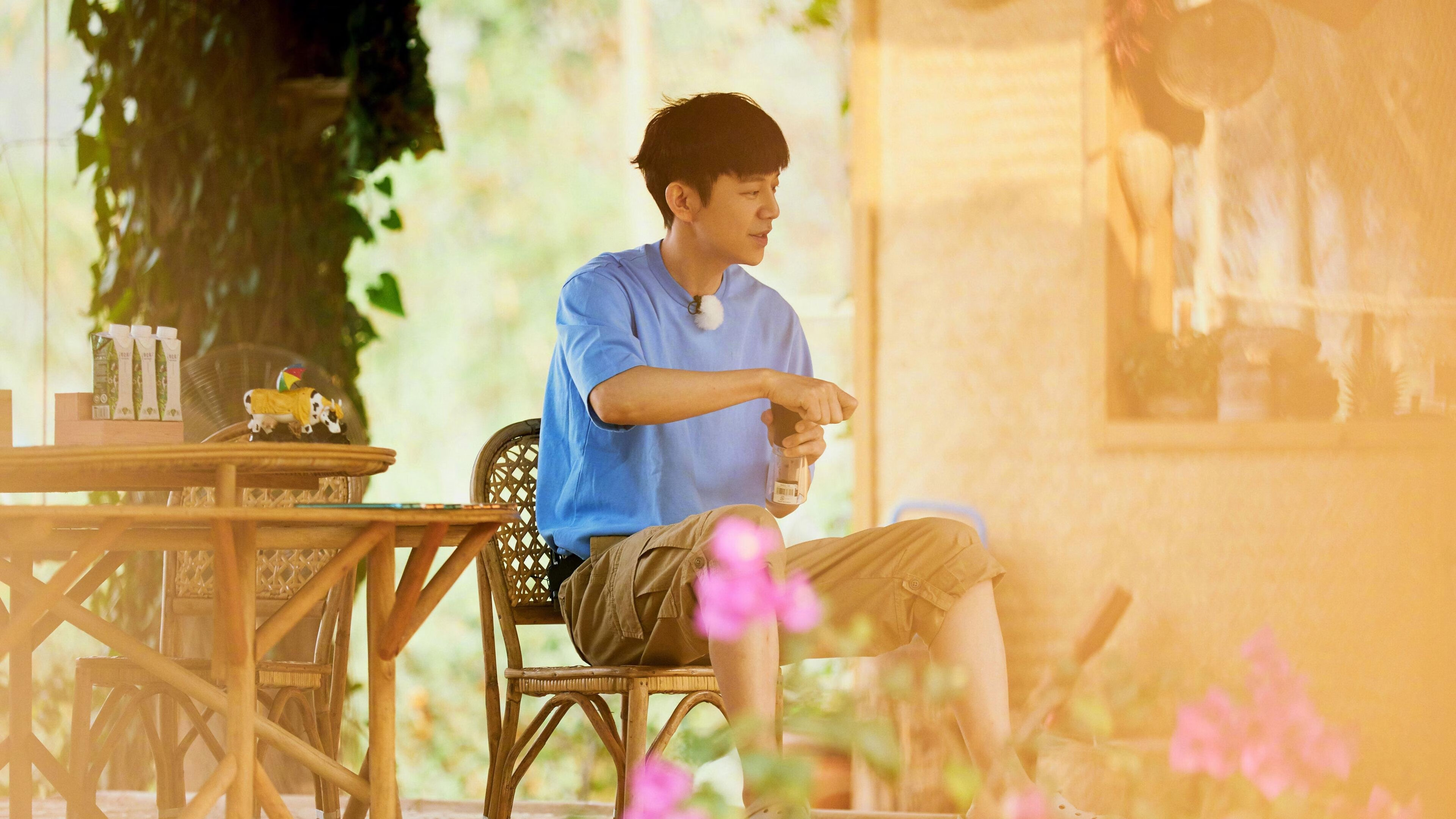 AYX体育-_湖人主场大胜，詹姆斯砍下40分_，湖人官宣詹姆斯