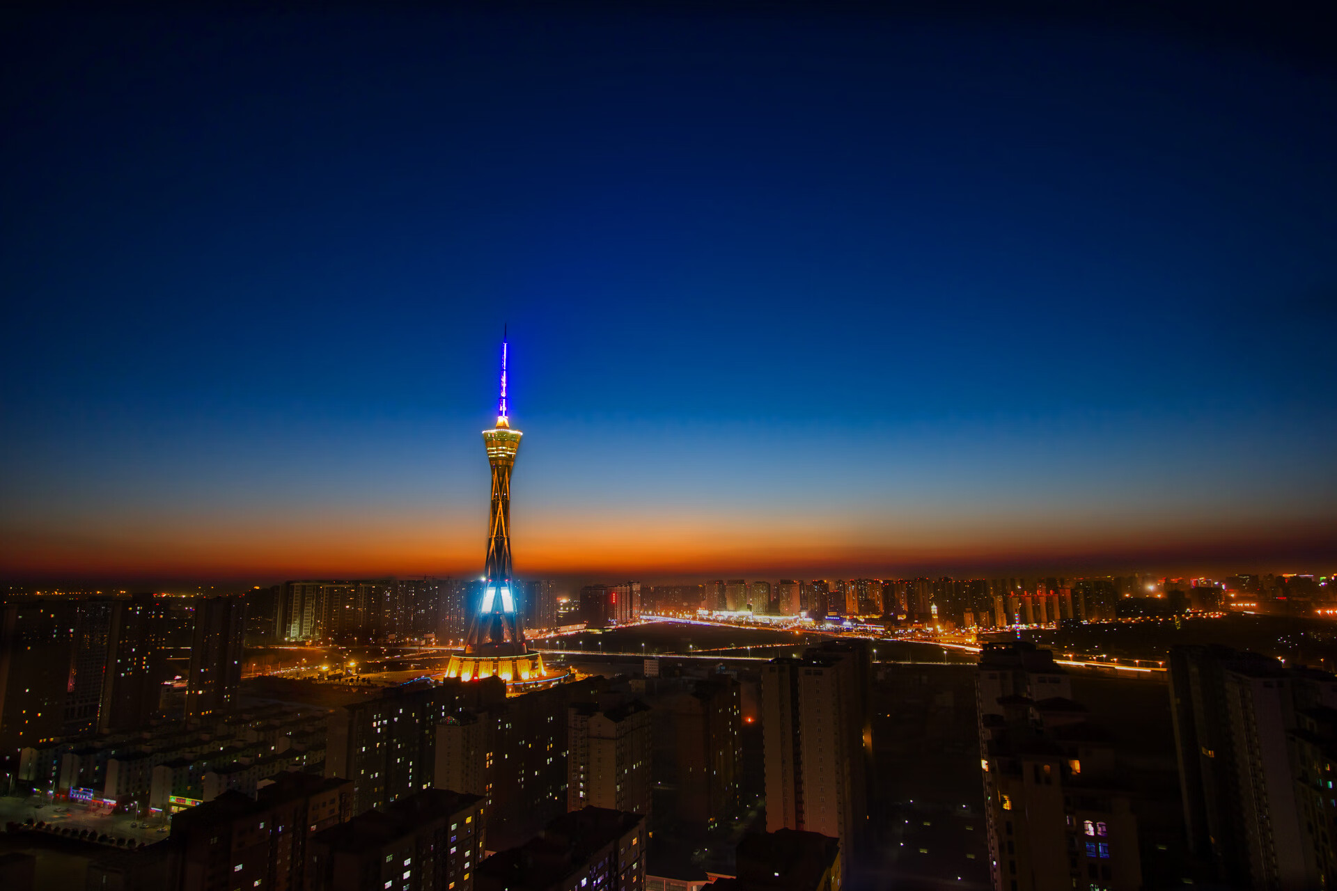 克罗地亚马术协会引入智能马鞍系统,实现实时数据监测与分析,提升骑乘体验。