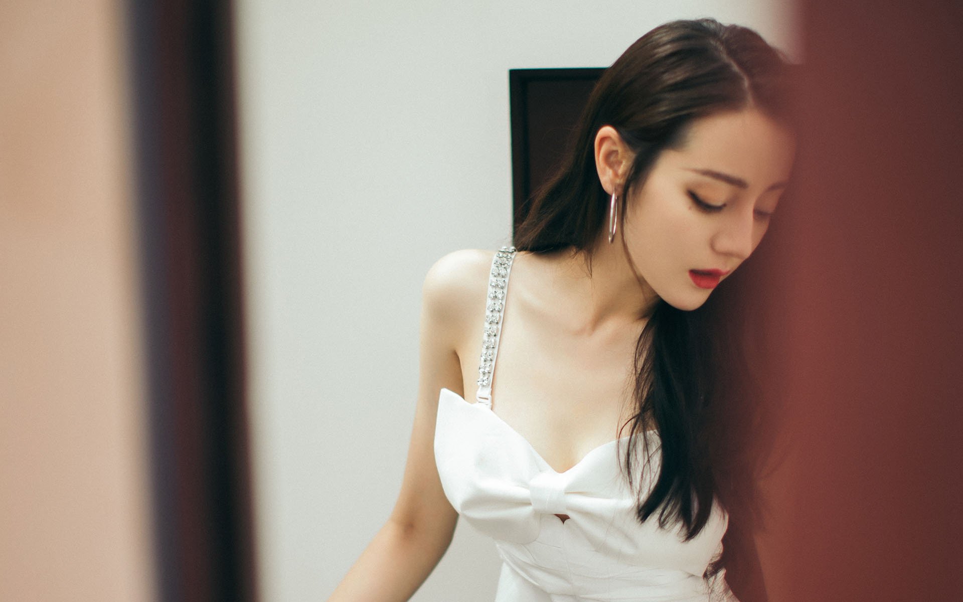 伯恩茅斯主场告捷，保级形势稍缓，伯恩茅斯吧