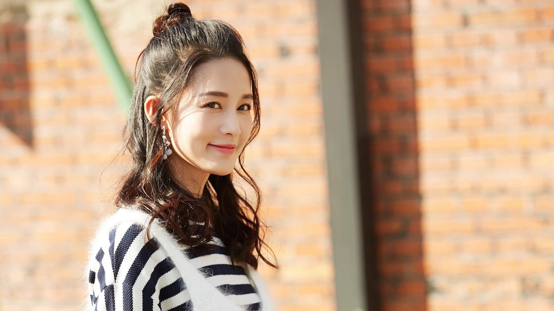 爱游戏下载-利物浦在转会市场上保持低调，专注球队建设，利物浦转会一览 历年