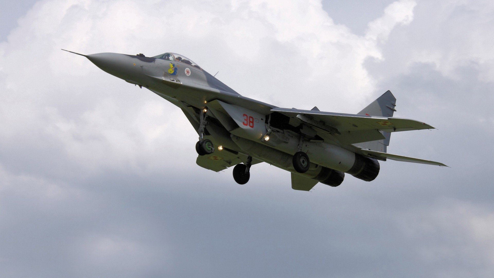 女子国家队训练营开展技术专项周提升训练效率，女子训练营完整版