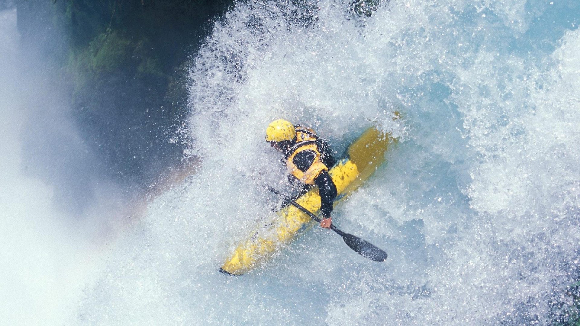ayx体育-球队氛围和谐，凝聚力成夺冠关键，如何增强球队凝聚力